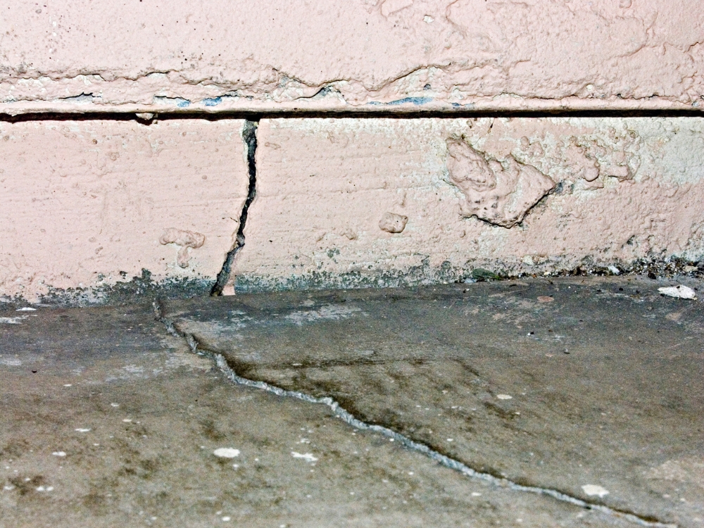 foundation cracks repair services